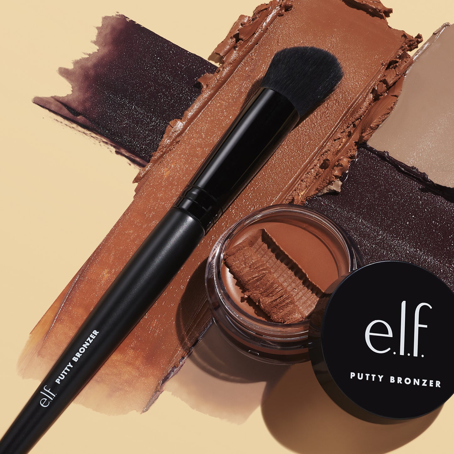 Brocha Putty Bronzer Brush - Elf Cosmetics