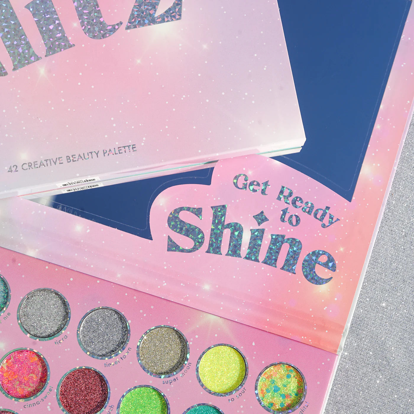 Paleta de Glitter Mega Glitz Pressed Glitter Palette - Kara Beauty