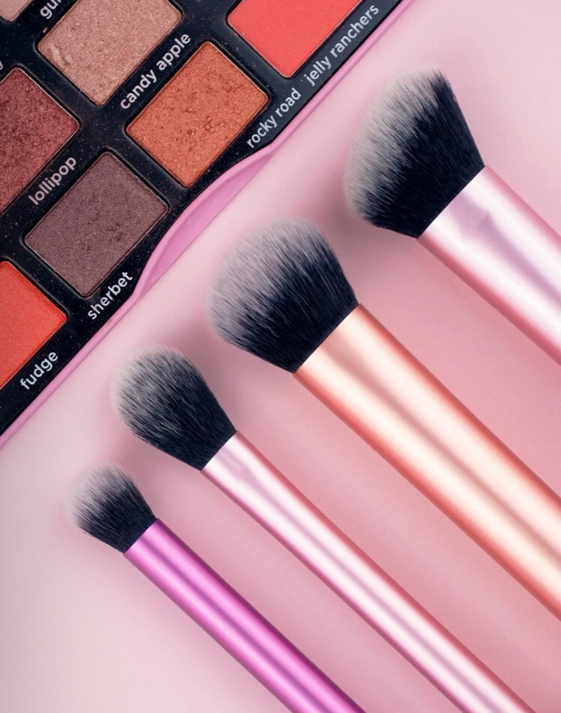 SHEIN - Set de 4 Brochas Para Maquillaje